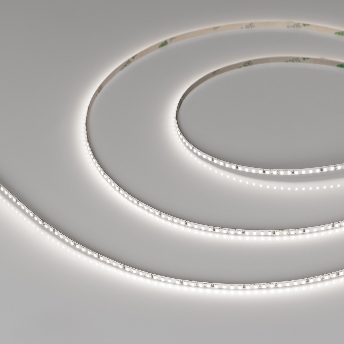 Светодиодная лента MICROLED-M240-4mm 24V Day5000 (8 W/m, IP20, 2216, 5m)