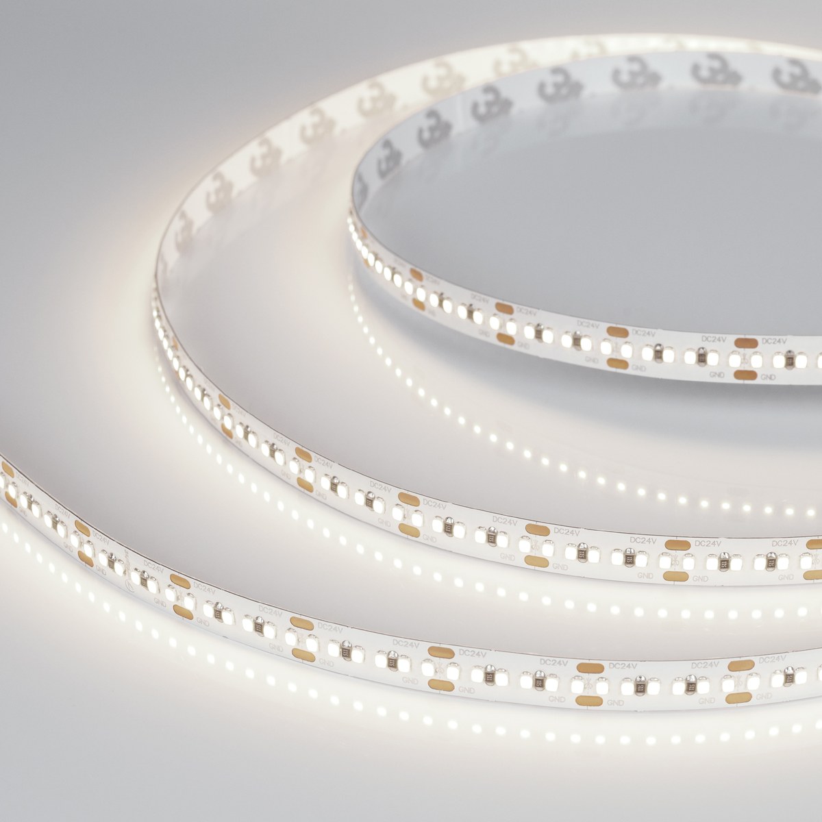Светодиодная лента MICROLED-M300-8mm 24V Day4000 (8 W/m, IP20, 2216, 5m)