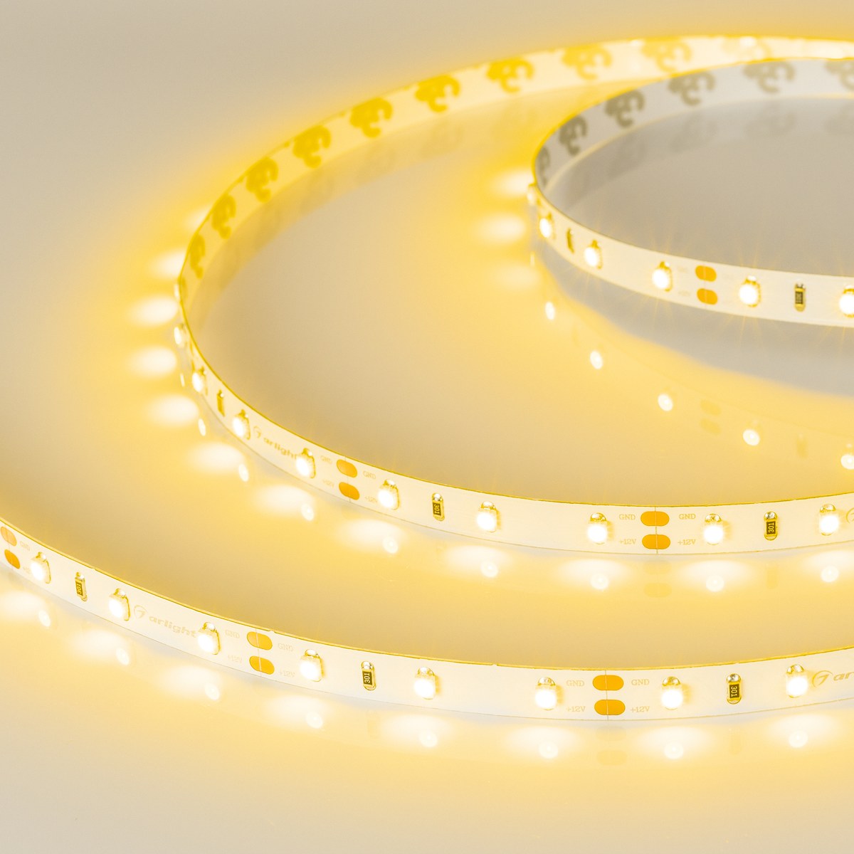 Светодиодная лента RT-A60-8mm 12V Yellow (4.8 W/m, IP20, 2835, 5m)
