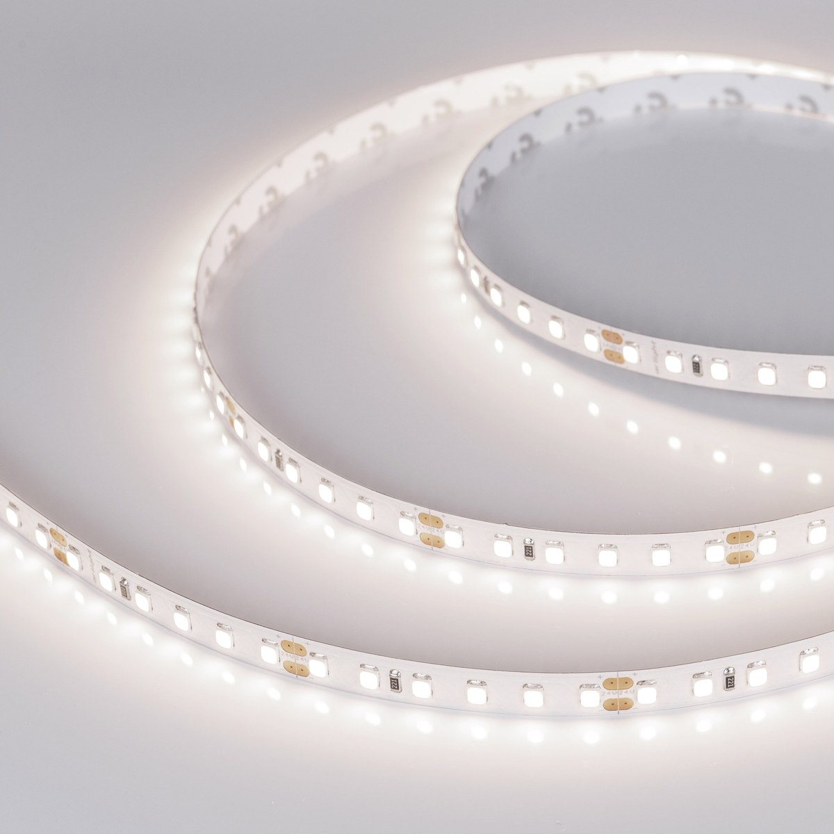 Светодиодная лента RT-A120-8mm 24V Day4000 (14.4 W/m, IP20, 2835, 5m)